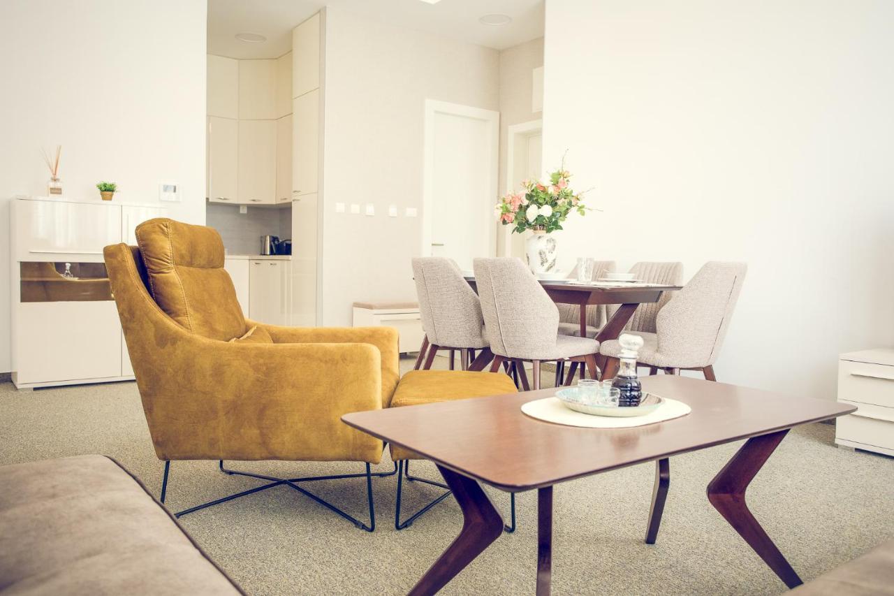 באניה לוקה Apartmani Sl Luxury מראה חיצוני תמונה